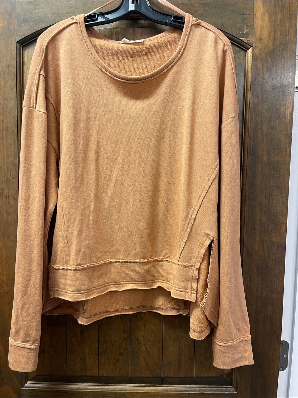 Everyday Raw-Edge Crewneck Sweatshirt in Rusty Tan
